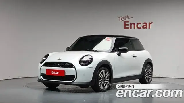 Mini Cooper Classic 2026