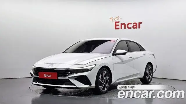 Hyundai AVANTE 1.6 Inspiration 2024