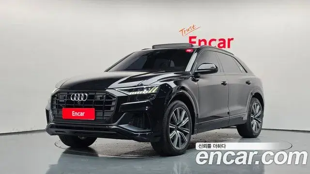 Audi Q8 55 TFSI Quattro Premium 2021