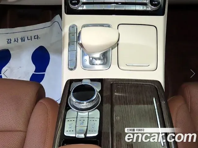 Genesis G90 3.8 AWD Premium Luxury 2019 — фото 12