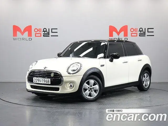 Mini Cooper 5Door Standard 3rd 2020