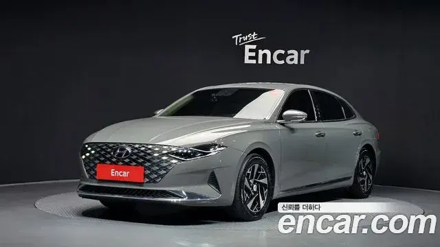 Hyundai Grandeur Le Blanc 2021