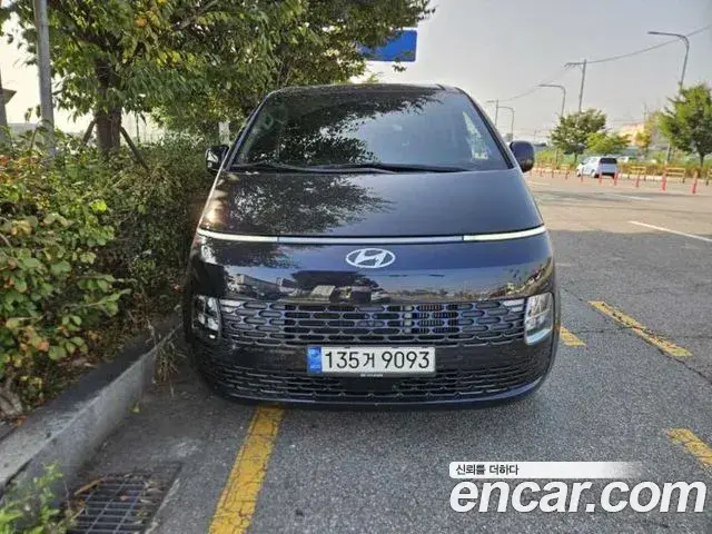 Hyundai Staria Tourer 9-Seater Modern 2021