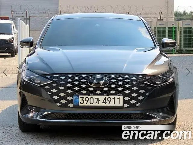 Hyundai Grandeur Premium 2021