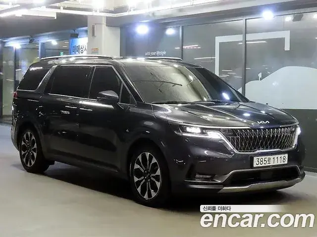Kia Carnival Gasoline 9-Seater Signature 2022
