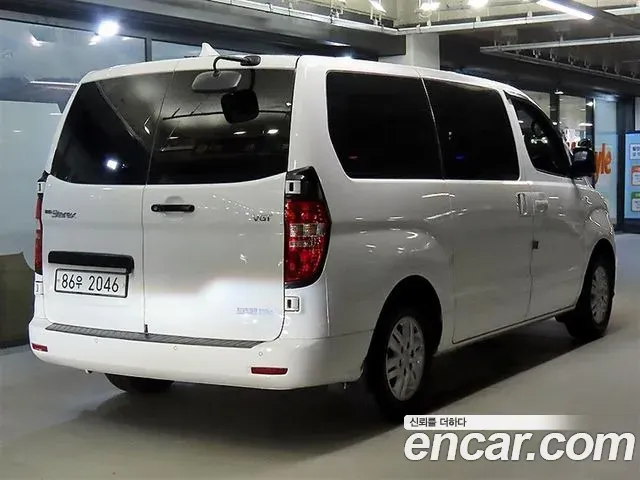 Hyundai Starex Van 3-Seater Smart 2020 — фото 4