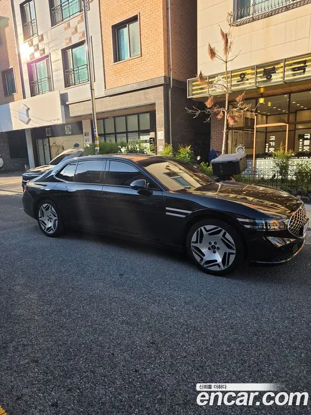 Genesis G90 Gasoline 3.5 Turbo AWD 2023