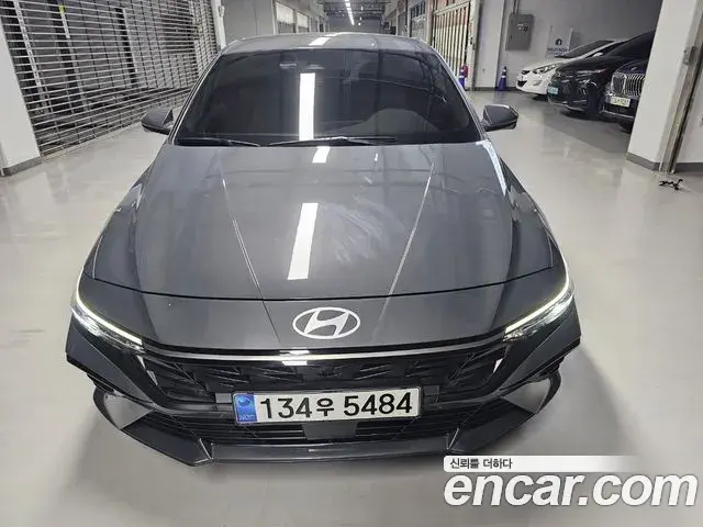 Hyundai AVANTE 1.6 Inspiration 2024
