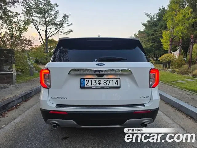 Ford Explorer 2.3 LimIted 4WD 2021 — фото 4