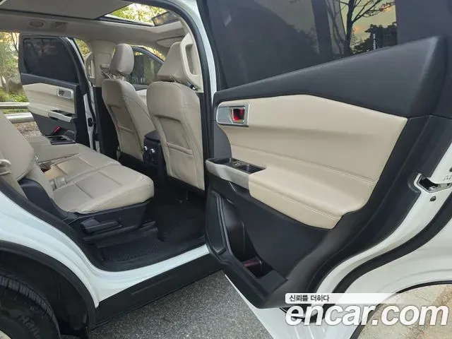 Ford Explorer 2.3 LimIted 4WD 2021 — фото 14