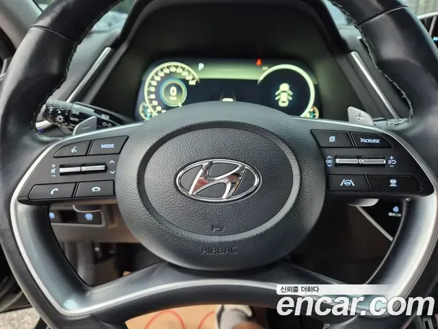 Hyundai Sonata 2.0 Premium Plus 2022 — фото 17