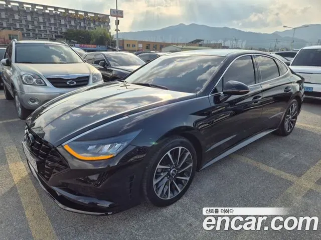Hyundai Sonata 2.0 Premium Plus 2022 — фото 2