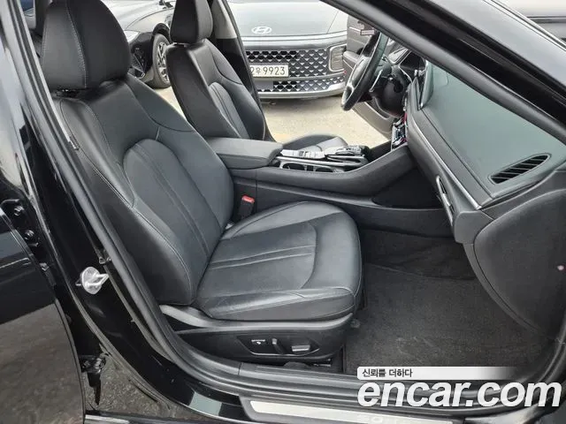 Hyundai Sonata 2.0 Premium Plus 2022 — фото 13