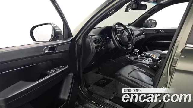 SsangYong Rexton Diesel 2.2 4WD Expedition 2023 — фото 10