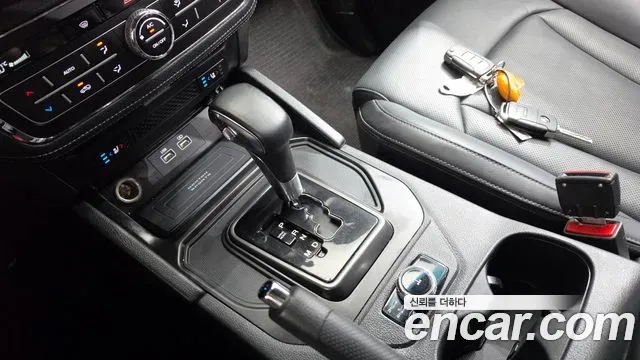 SsangYong Rexton Diesel 2.2 4WD Expedition 2023 — фото 9