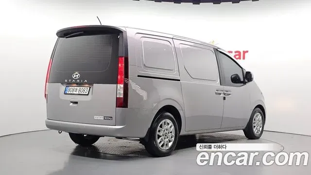 Hyundai Staria Cargo 3-Seater Modern 2024 — фото 2