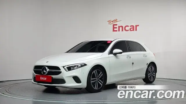 Mercedes-Benz A-Class A220 Hatchback 2022