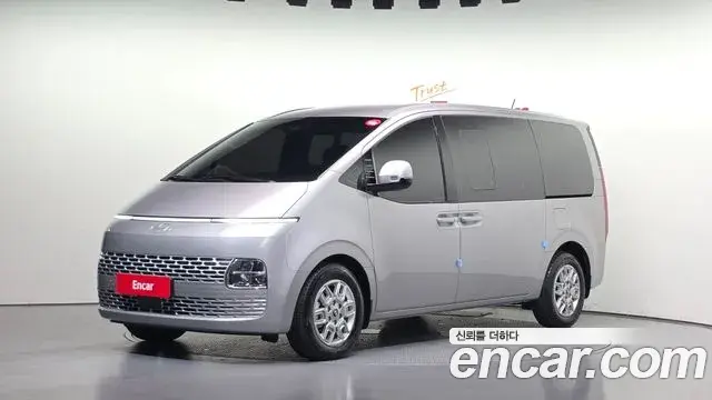 Hyundai Staria HEV 1.6 Cargo 5-Seater Modern 2025