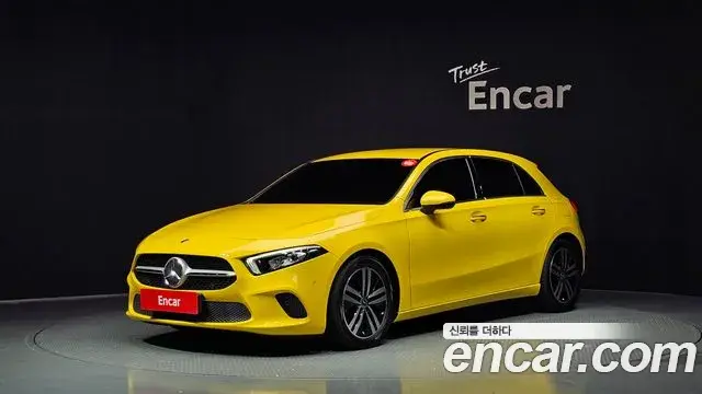 Mercedes-Benz A-Class A220 Hatchback 2021