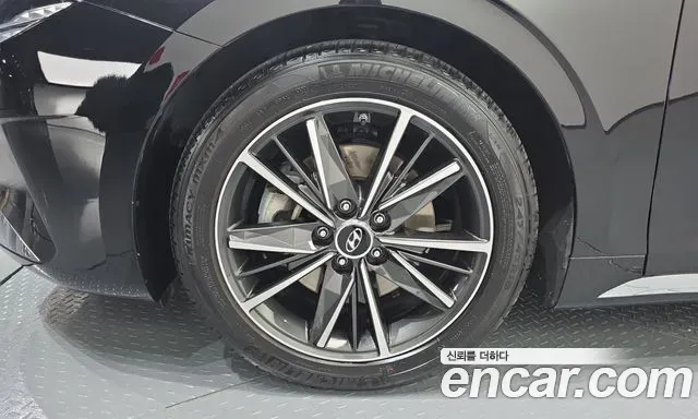 Hyundai Grandeur 2.5 Exclusice 2020 — фото 5
