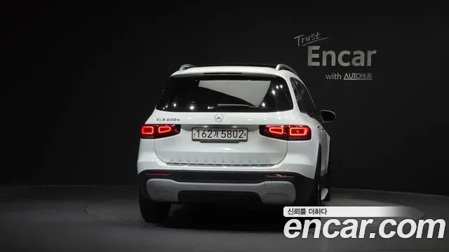 Mercedes-Benz GLB-Class GLB200 d 2021 — фото 4