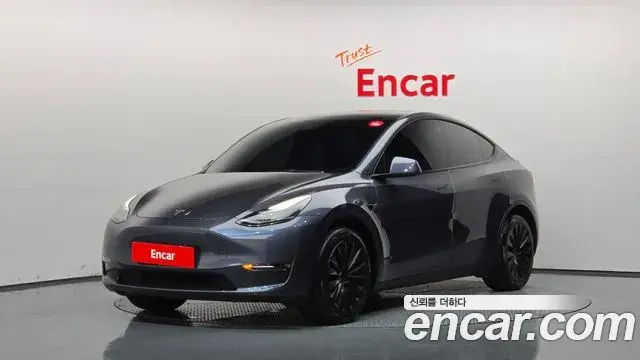 Tesla Model Y Long Range AWD 2023