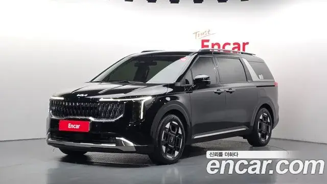 Kia Carnival Diesel 9-Seater Noblesse 2024