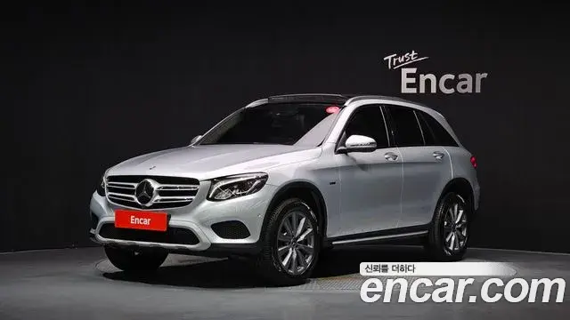 Mercedes-Benz GLC-Class GLC350e 4MATIC Premium 2019