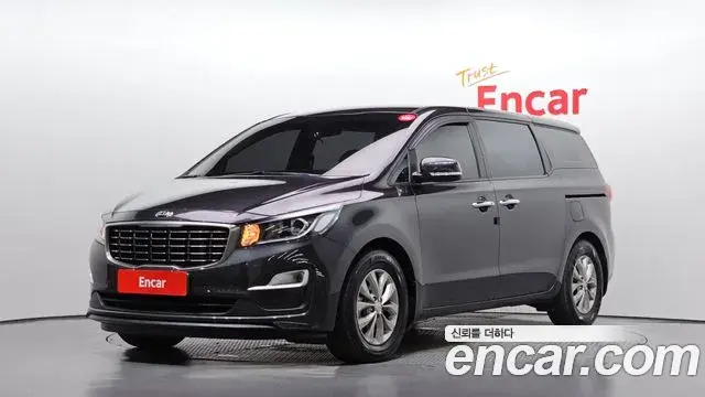 Kia Carnival 11-Seater Deluxe 2019