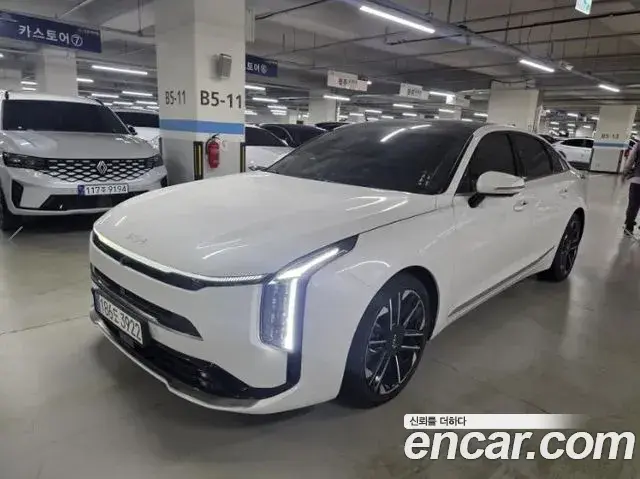 Kia K8 2.5 Gasoline 2WD Signature 2024