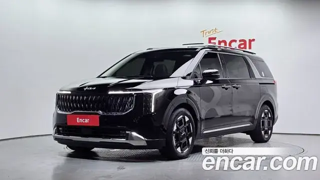 Kia Carnival HEV 9seater Signature 2024