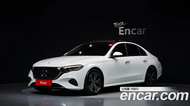 Mercedes-Benz E-Class E200 Avantgarde 2024
