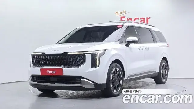 Kia Carnival HEV 7seater Signature 2024