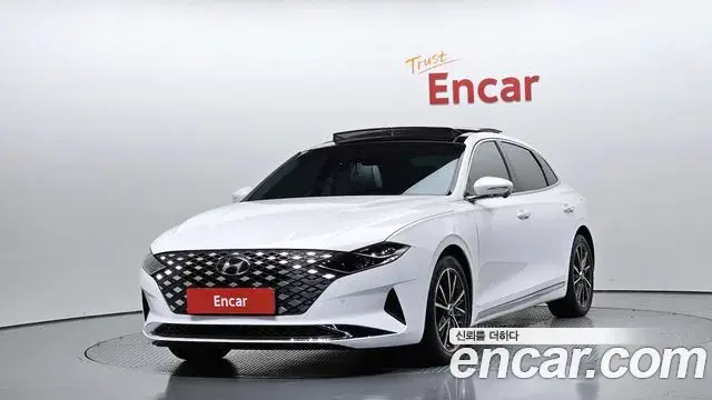 Hyundai Grandeur 2.5 Le Blanc 2022