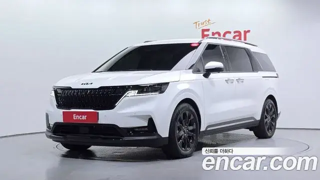 Kia Carnival Gasoline 7-Seater Signature 2022
