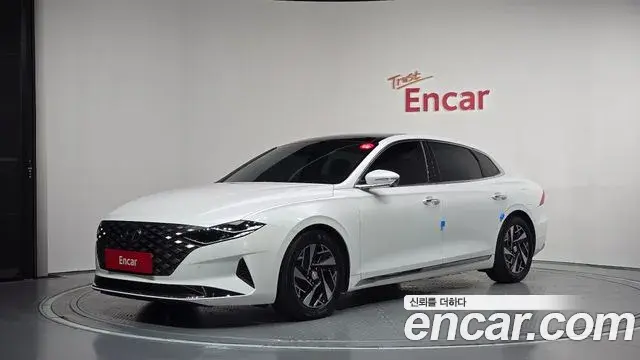Hyundai Grandeur Le Blanc 2021
