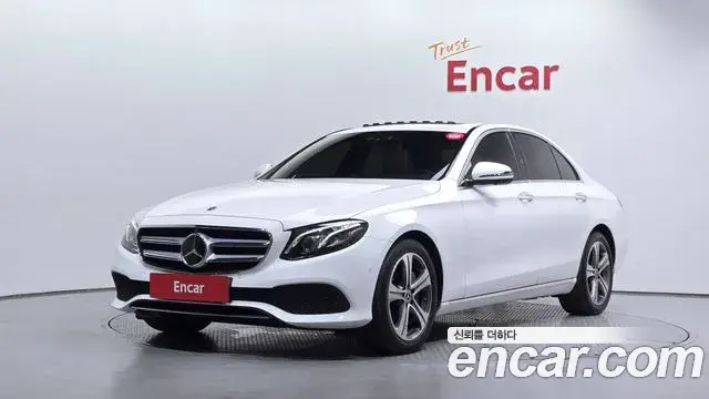 Mercedes-Benz E-Class E300 Avantgarde 2020