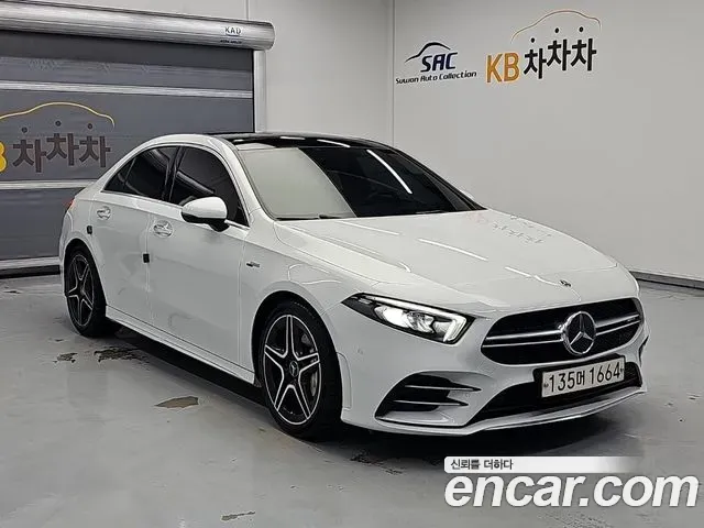 Mercedes-Benz A-Class AMG A35 4MATIC Sedan 2021 — фото 4