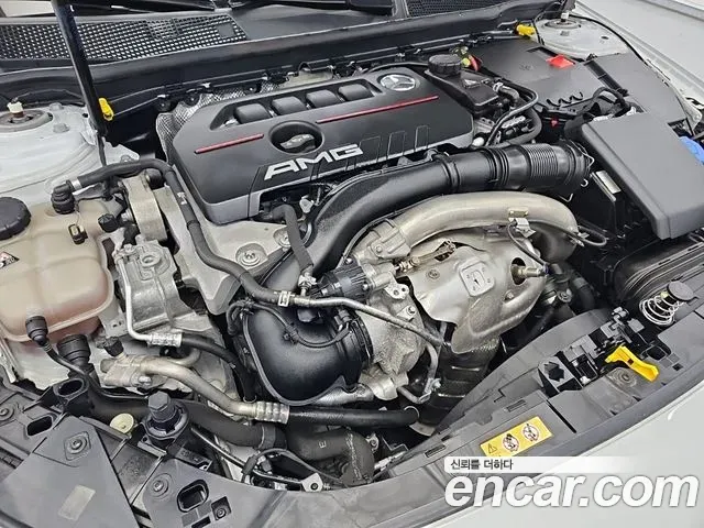 Mercedes-Benz A-Class AMG A35 4MATIC Sedan 2021 — фото 5