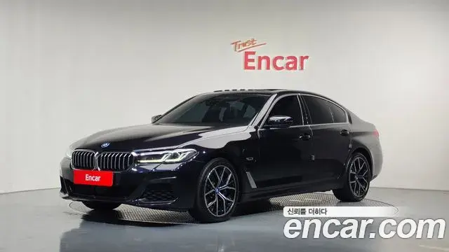 BMW 5-Series 530e M Sport 2022