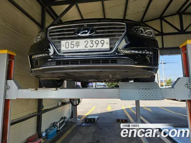 Genesis G90 3.8 AWD Premium Luxury 2019