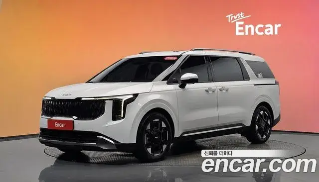 Kia Carnival Gasoline 7-Seater Signature 2025