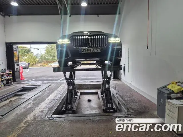 BMW 7-Series 740Li xDrive M Sport Package 2020