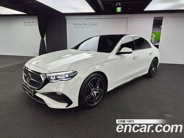 Mercedes-Benz E-Class E300 4MATIC AMG Line 2026