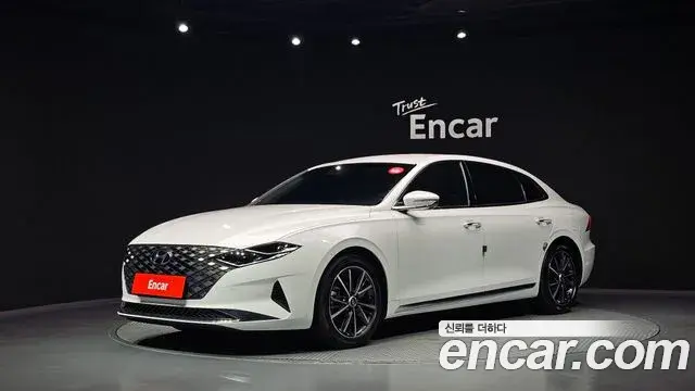 Hyundai Grandeur 2.5 Le Blanc 2021