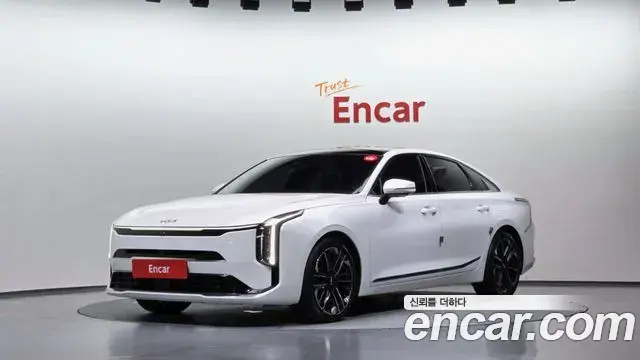 Kia K8 2.5 Gasoline 2WD Signature 2024