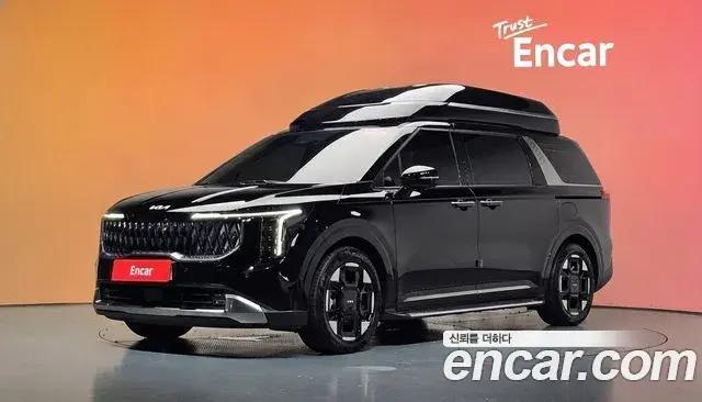 Kia Carnival Gasoline 9-Seater Hi Limousine Signature 2024