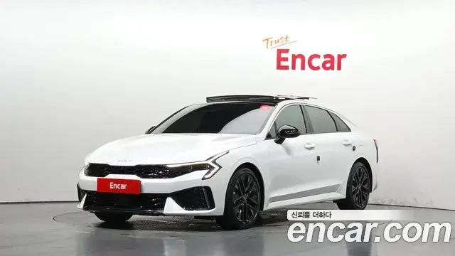 Kia K5 1.6 Turbo Signature 2024