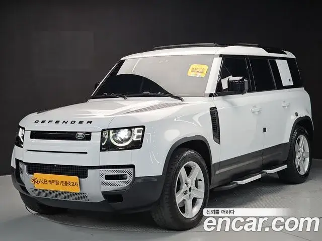 Land Rover Defender 110 D250 SE 2023