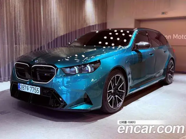 BMW M5 M5 Touring 2026